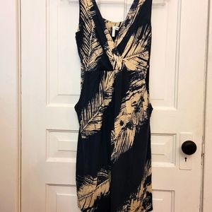 Anthropologie summer cotton dress.  Size M.  Many blue and tan.